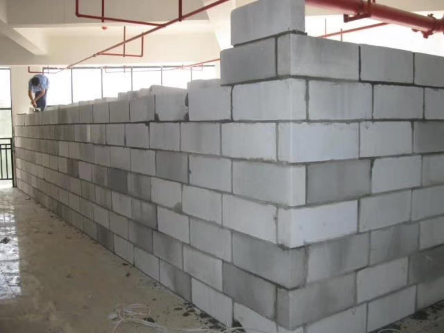 萍乡蒸压加气混凝土砌块承重墙静力和抗震性能的研究